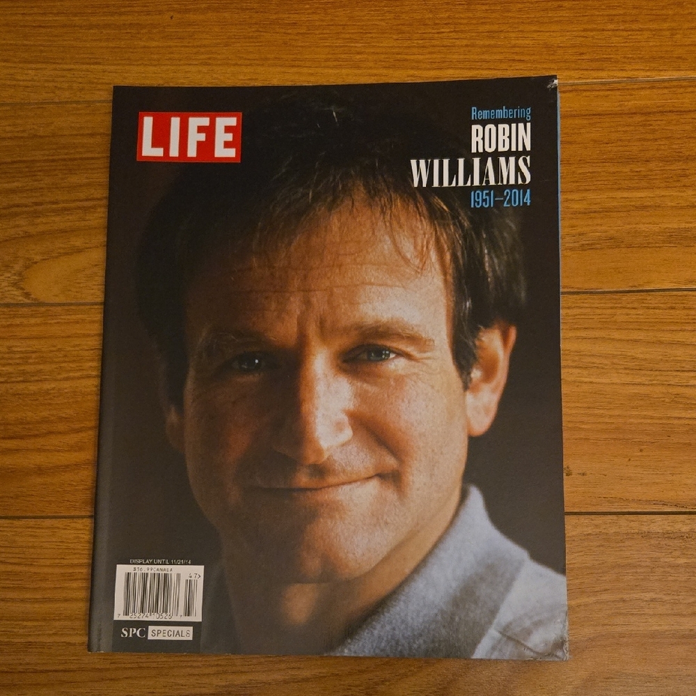 LIFE Magazine - Remembering Robin Williams (1951-2014) - Black & Brown Cover